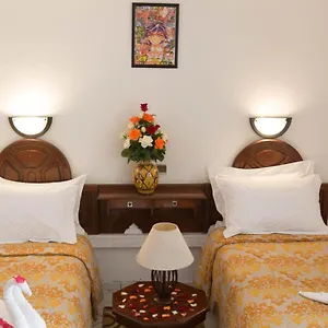 Sindibad Hotel